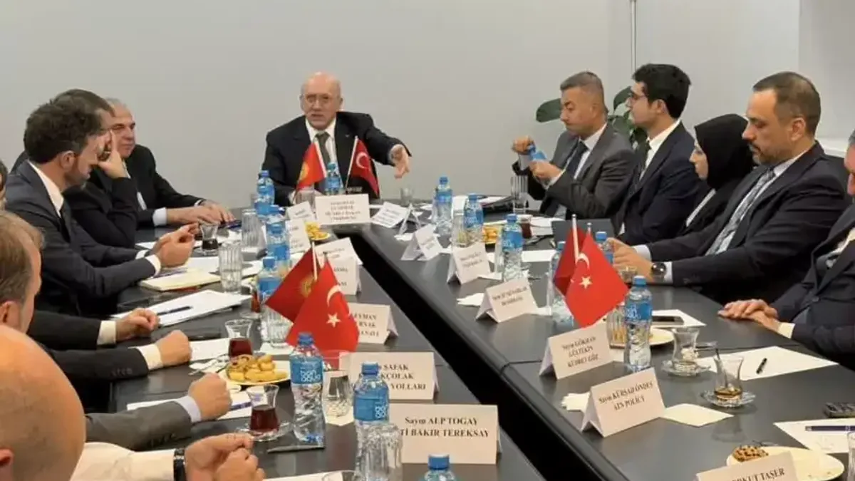 Türk Devletleri Teşkilatı toplantısında e-TIR sistemi üzerine görüşmeler yapıldı.