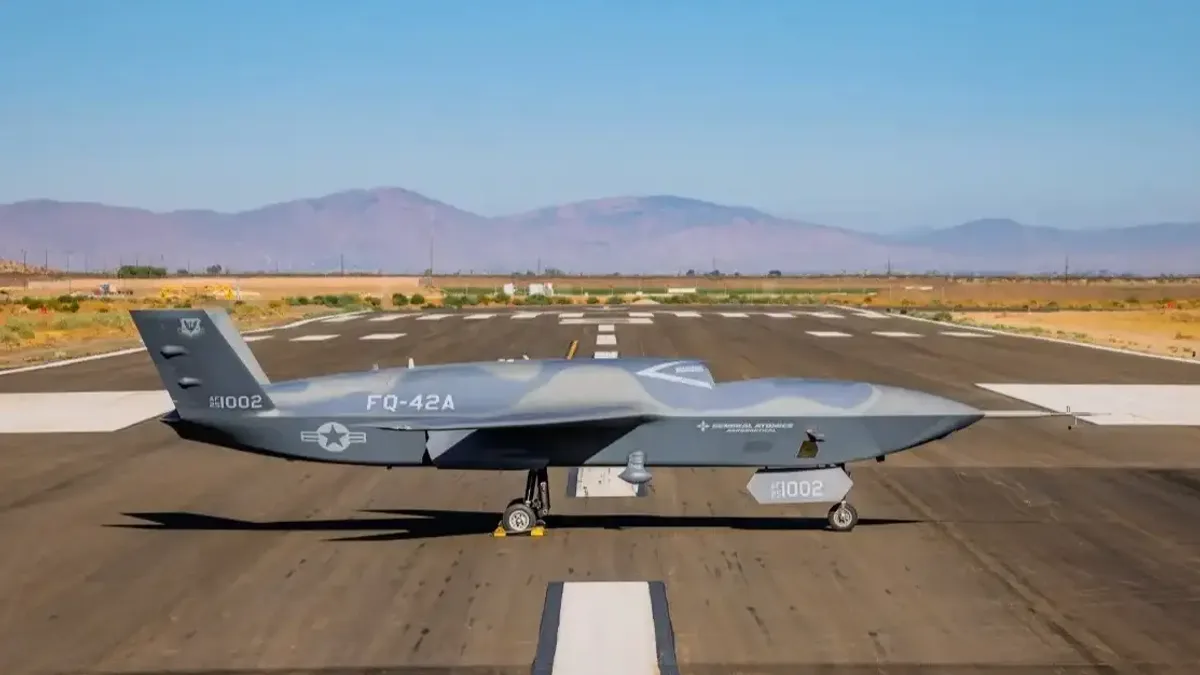 GA-ASI ve Spirit Defense iş birliği ile FQ-42 CCA üretimi.
