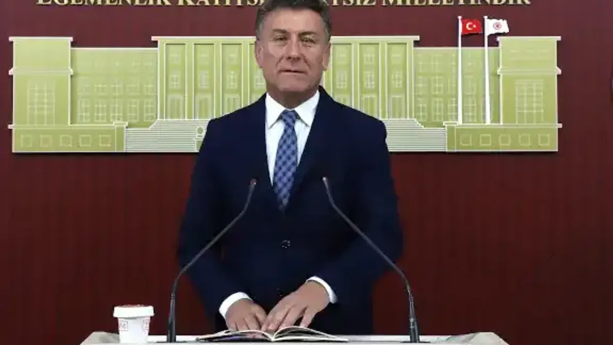 CHP Genel Başkan Yardımcısı Orhan Sarıbal, tarım bütçesini değerlendiriyor.