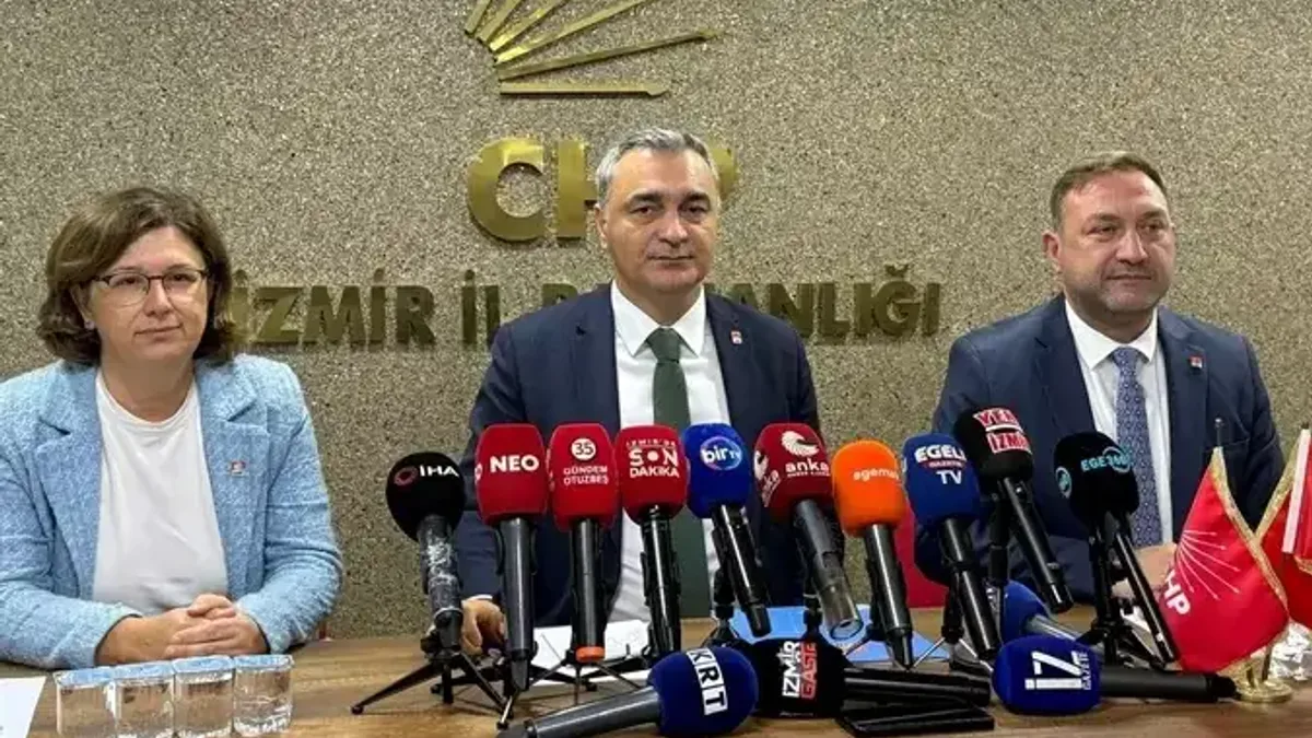 CHP Genel Başkan Yardımcısı Müslim Sarı, basın toplantısında önemli açıklamalarda bulundu.