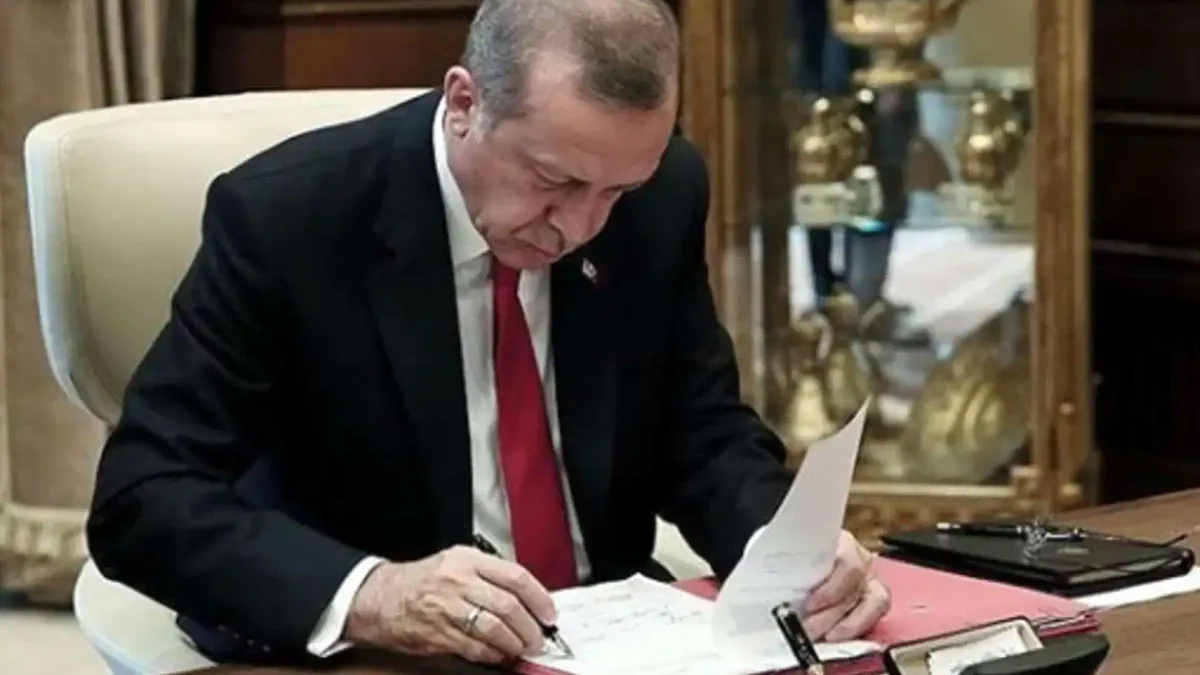 Kamu kurumlarına yeni atanan üst düzey yöneticiler hakkında bilgi.