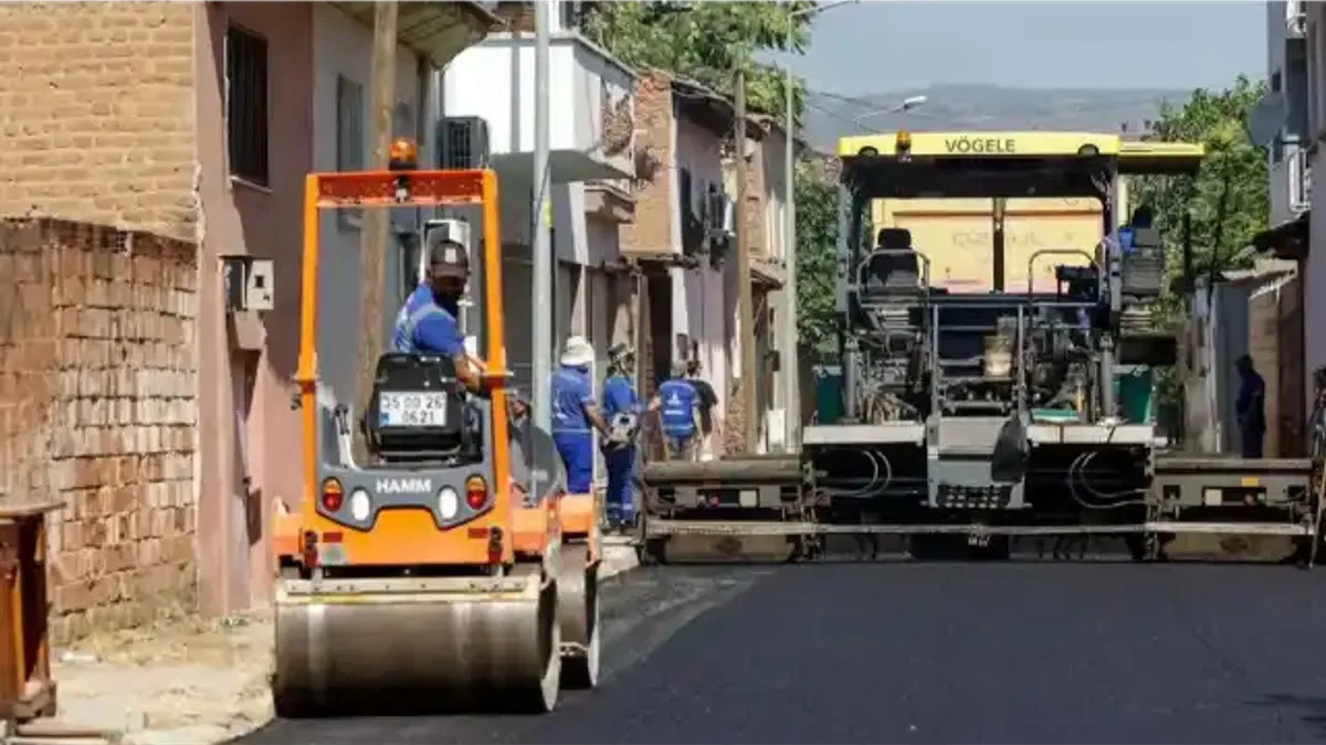 İzmir Büyükşehir’den Küçük Menderes’te yol yenileme hamlesi