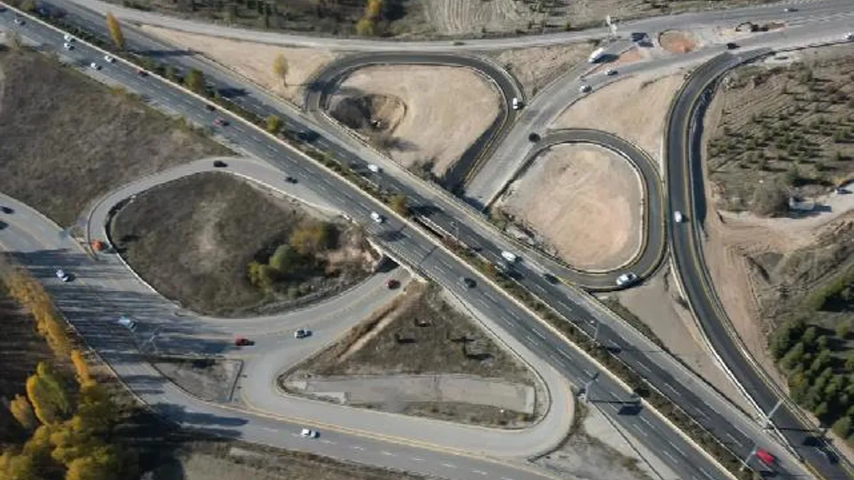 Sabancı–Ankara Bulvarı Kavşağı yeniden hizmete açıldı