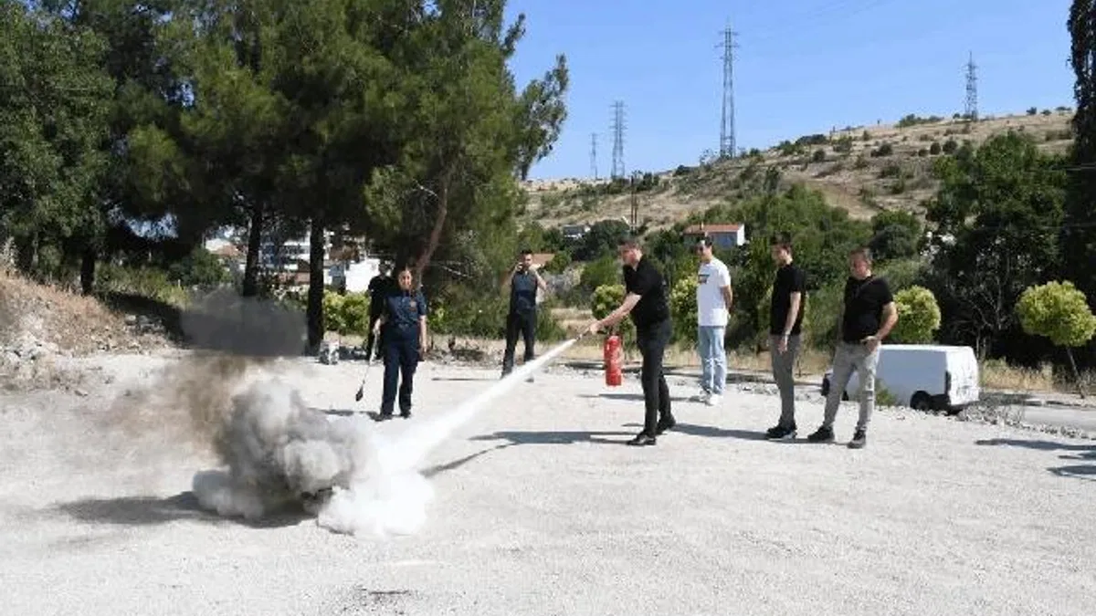 Balıkesir'de personele yangın eğitimi