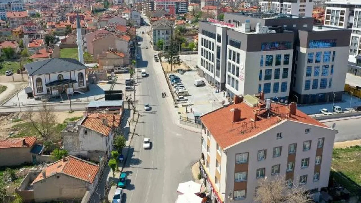 Konya Meram’da yol genişletme çalışmalarına devam