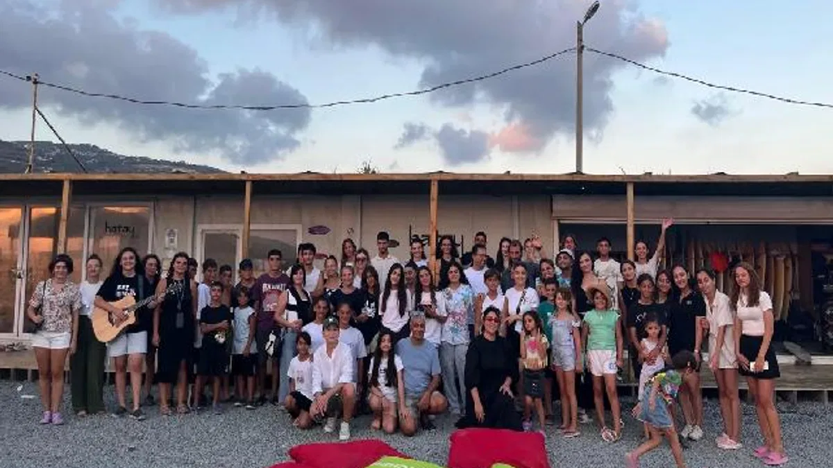 Hatay'da çocukların sörf yolculuğu devam ediyor