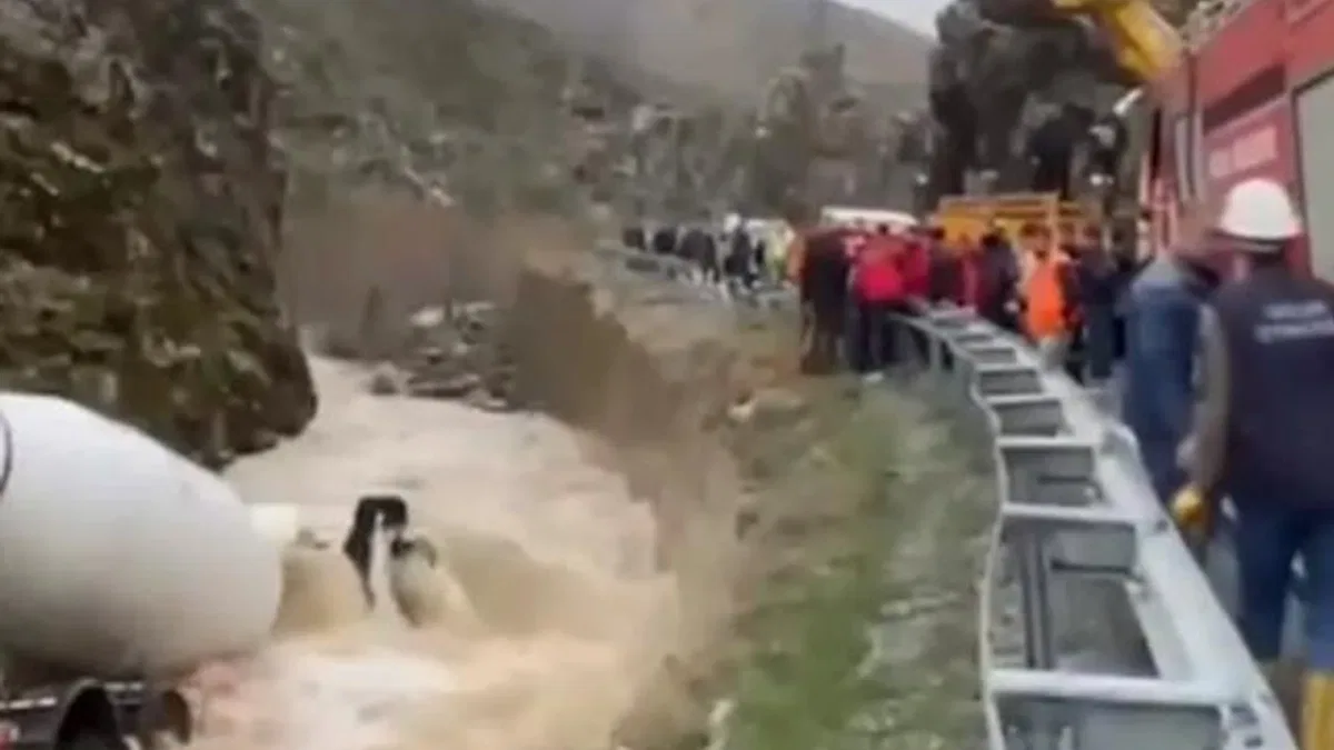 Bitlis Hizan’da beton mikseri kazası