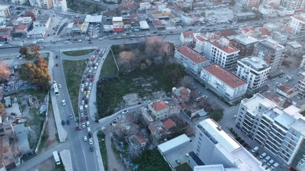 İzmir Karşıyaka’da trafik rahatlayacak