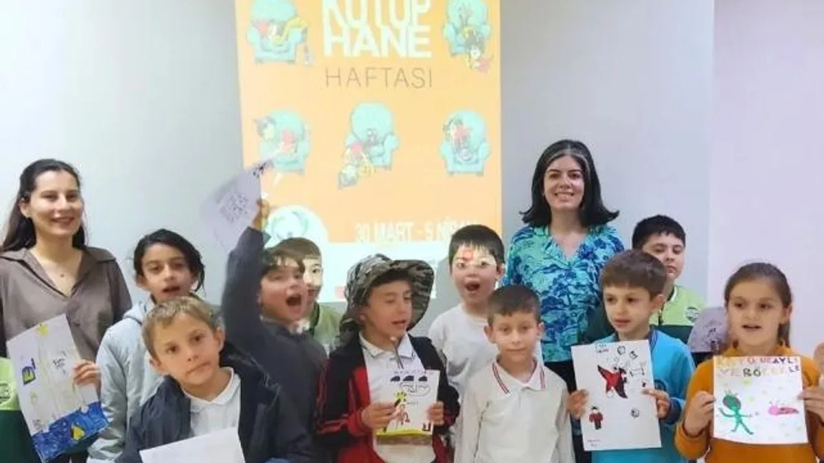 Çanakkale'de miniklerin kütüphane coşkusu
