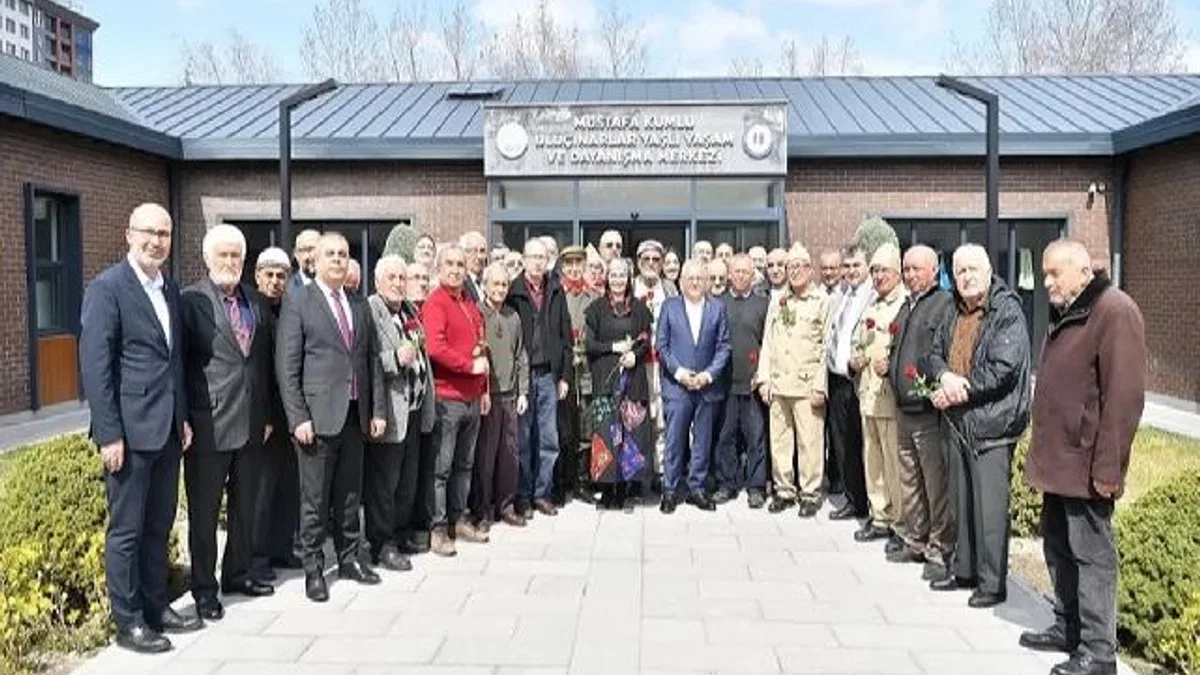 Kayseri Büyükşehir'den yaşlılara özel saygı