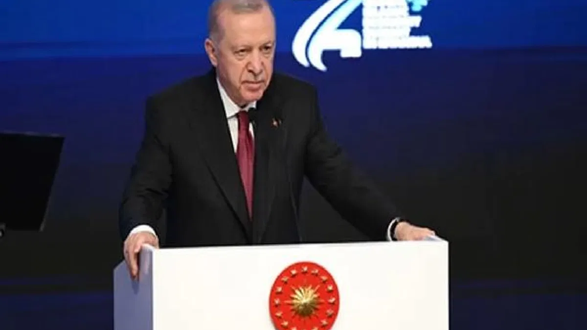 Cumhurbaşkanı Erdoğan: İslam dünyası ticaret ve finans iş birliğini güçlendirmeli