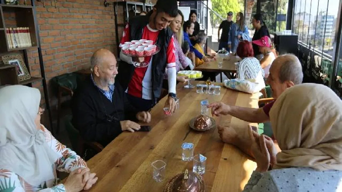 Kocaeli'de Yaşlılar Günü’ne özel kutlama