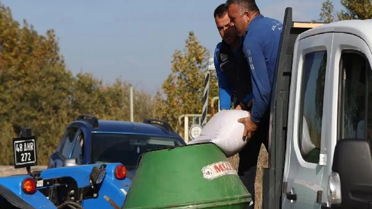 Muğla Büyükşehir'den kaba yem üretimi