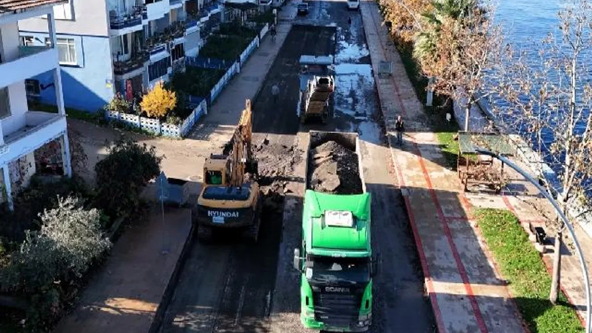 Kocaeli Gölcük Halıdere Sahil Caddesi'ne kapsamlı yenileme