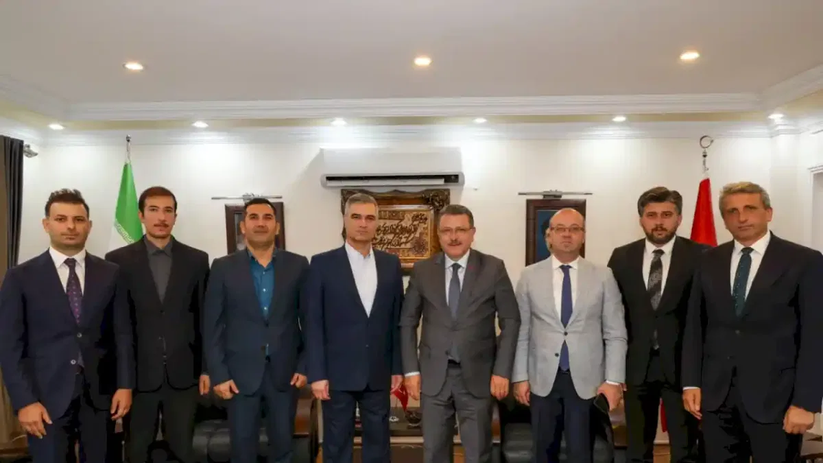 Trabzon’da Başkan Genç, İran ve Rus Konsoloslarını Ağırladı