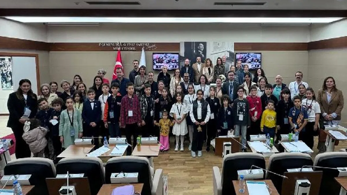 İstanbul Bakırköy Belediyesi çocuk meclisi kuruldu