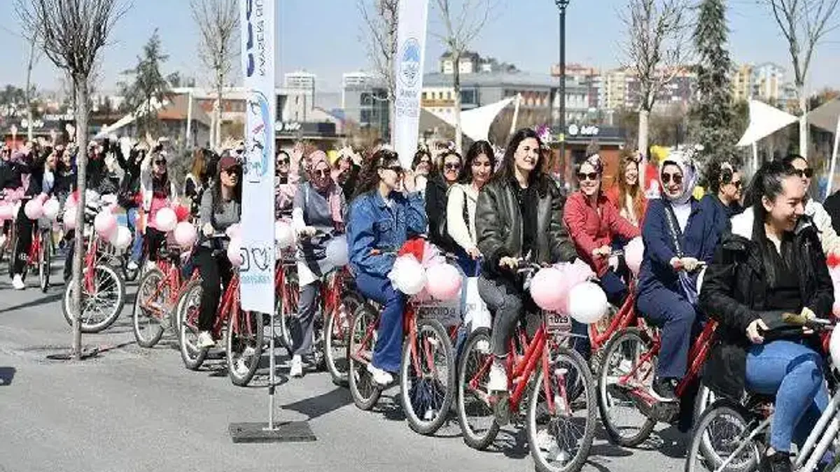 Kayserili kadınlara bisiklet turu