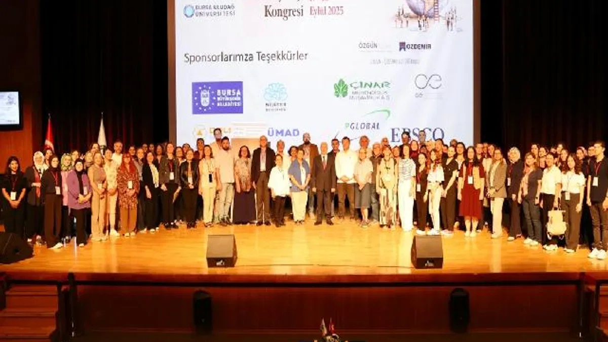 Bozbey: “Toplumsal yapıyı güçlendirmeyi önemsiyoruz”
