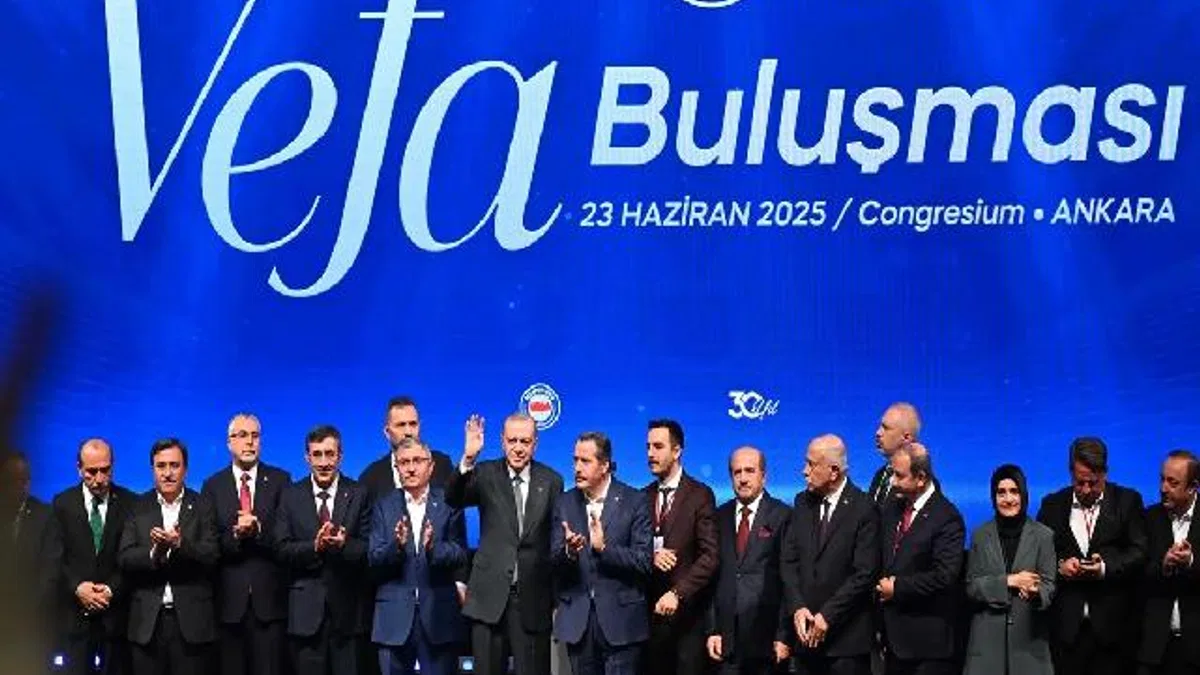 Erdoğan’dan Memur-Sen'e övgü: Milletin ve demokrasinin yanında saf tuttunuz