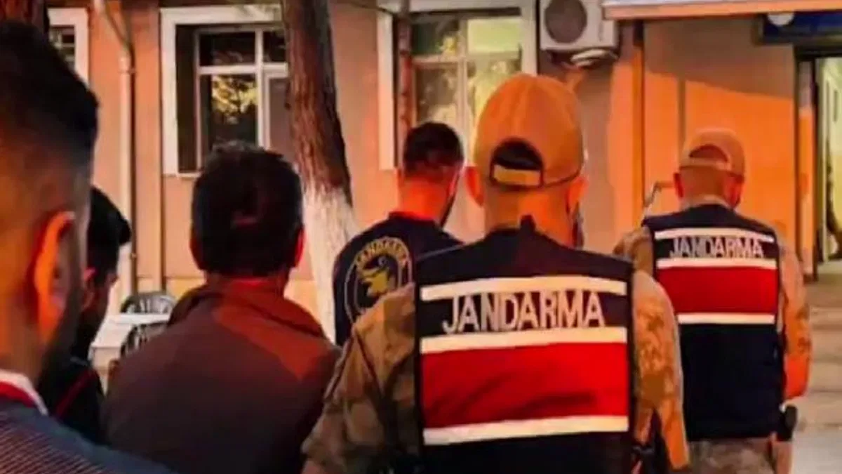10 yıl ve üzeri hapis cezalı 167 kişi yakalandı