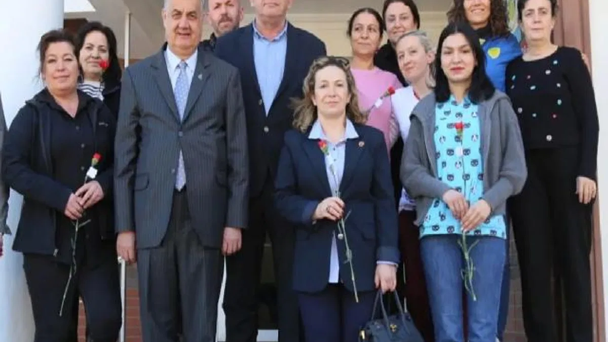Edremit'te 8 Mart coşkusu