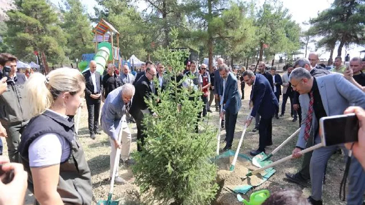 Bursa Gürsu'da yanan alanda ilk ders yapıldı