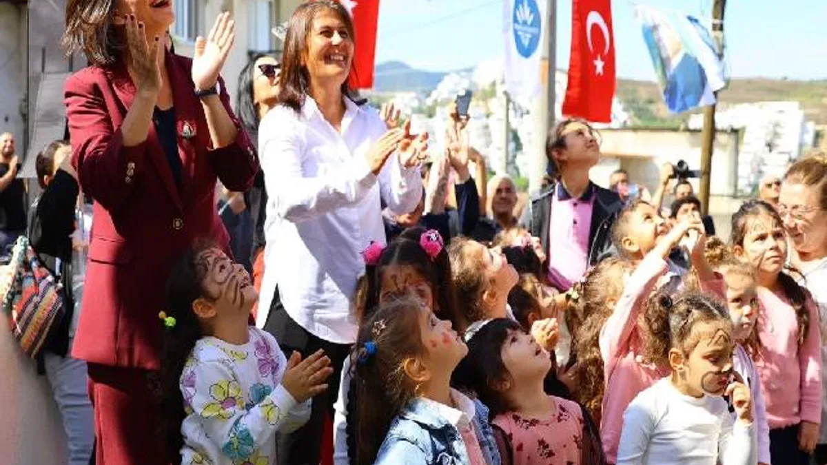 İzmir Karabağlar'da “Oyun Akademisi” açıldı