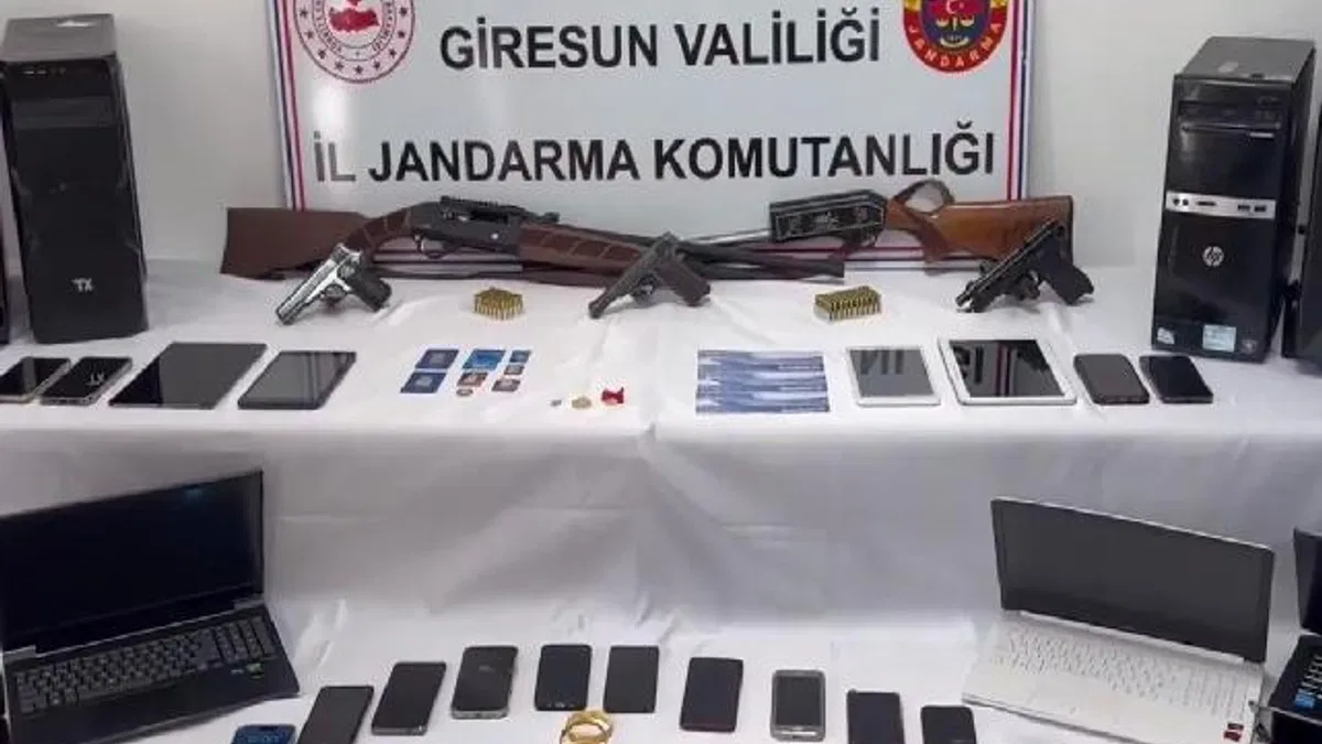 7,5 milyar TL'lik hesap hareketi dikkat çekti! 18 ilde nitelikli dolandırıcılığa 102 gözaltı!