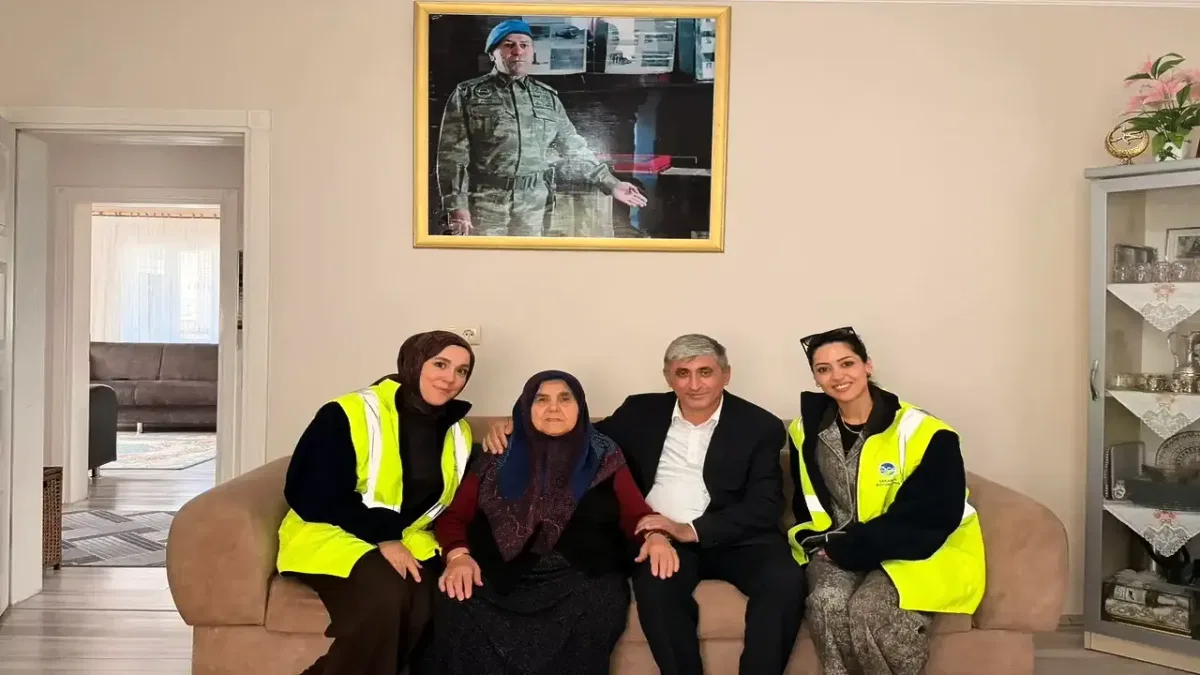 Dünya yaşlılar günü'nde büyükler unutulmadı