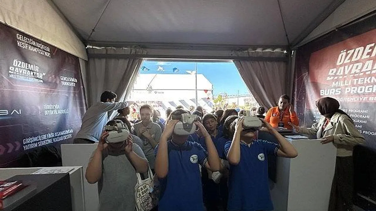 Bilimle Büyüyen Zihinler Trabzon'da Buluştu: STEAMFEST'te Bilim Rüzgârı Esti!