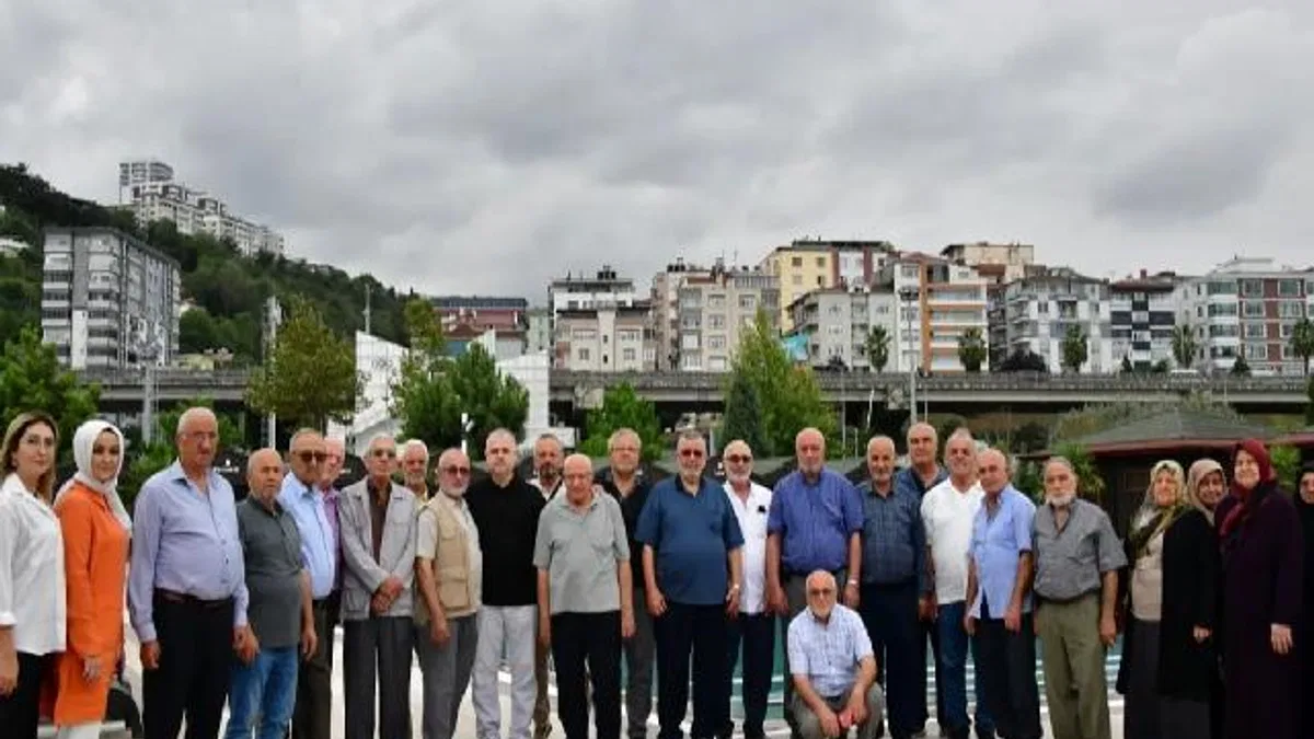 Samsun Büyükşehir’den yaşlılara tatil tadında kamp