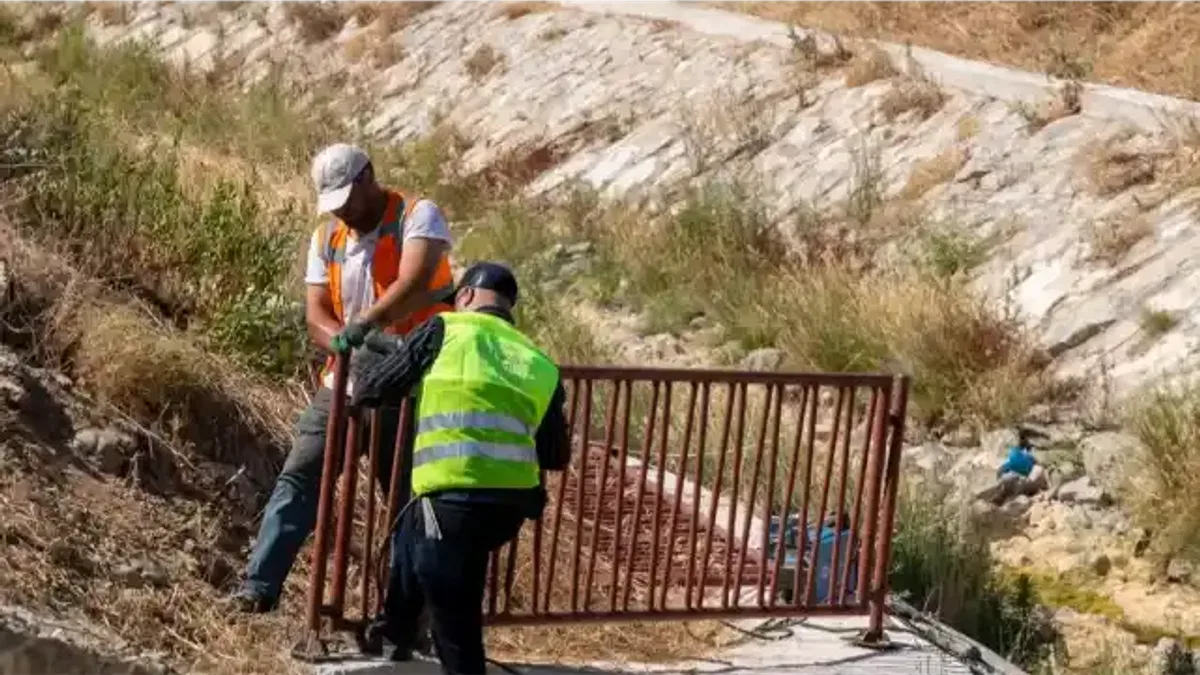 İzmir Seferihisar'da selin izleri siliniyor