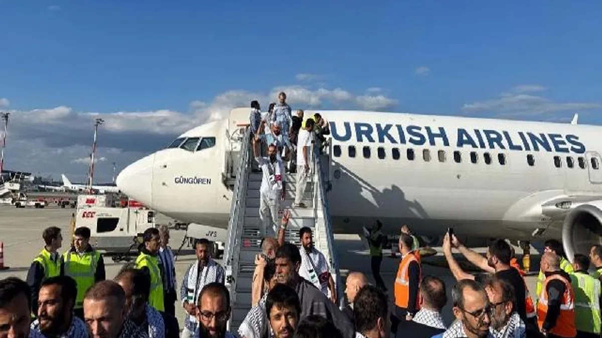 Küresel Sumud Filosu aktivistleri İstanbul’a döndü! Bakanlardan 'hoş geldiniz' mesajı