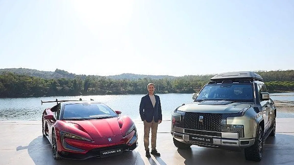 BYD Türkiye, Yüzen, Kendi Etrafında Dönen ve Zıplayabilen Araçlarıyla Türkiye'de Teknoloji Şovu Yaptı