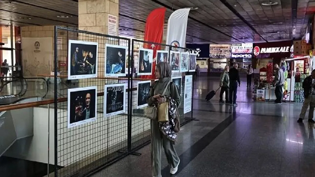 'Kaleiçi Çarşısı'nda Emek ve Alın Teri' sergisi şimdi otobüs terminalinde