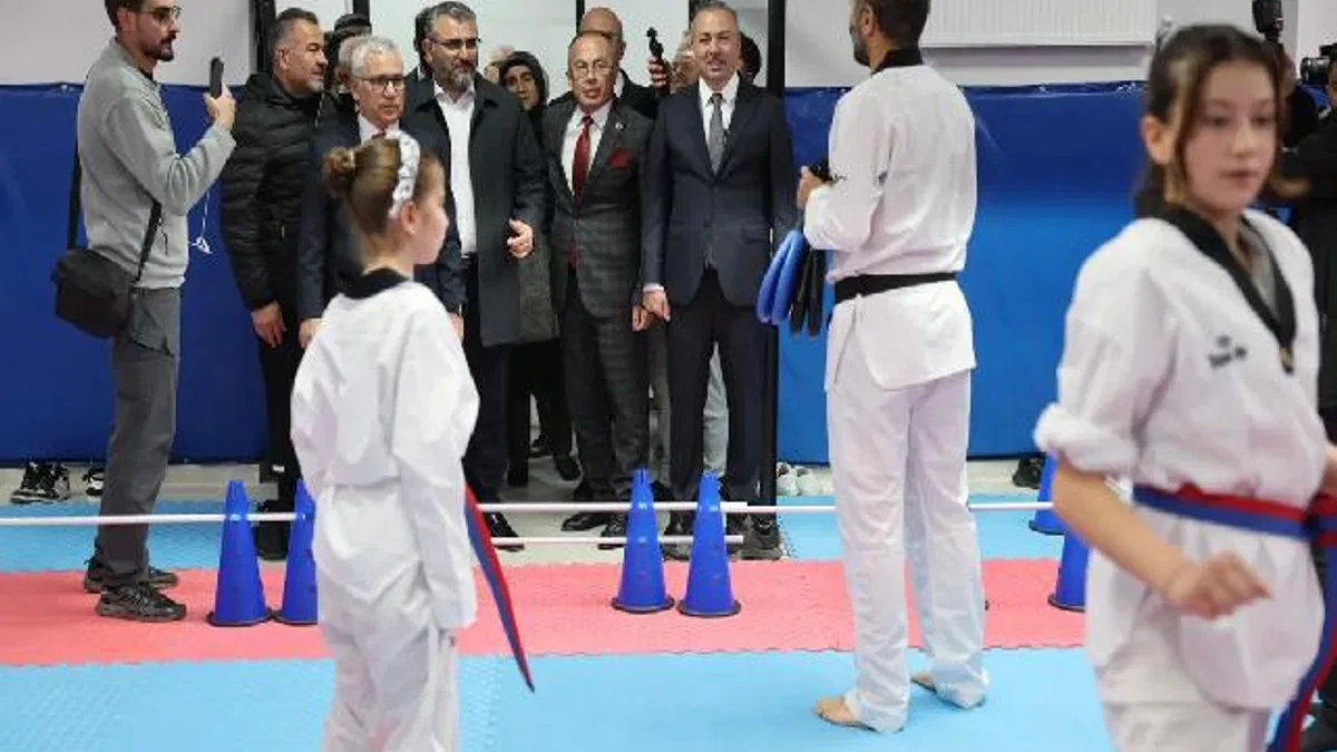 Sivas’ta Cumhuriyet Bayramı’nda yeni merkez açıldı