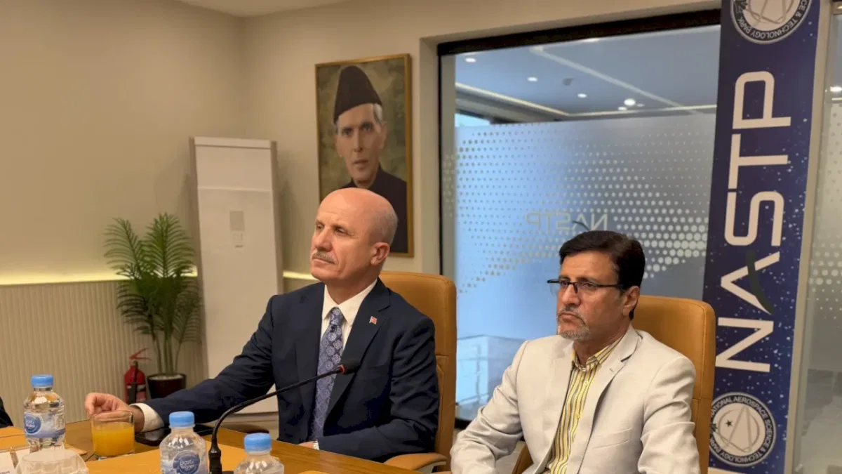 YÖK Başkanı Özvar, Pakistan’da NASTP’yi ziyaret etti