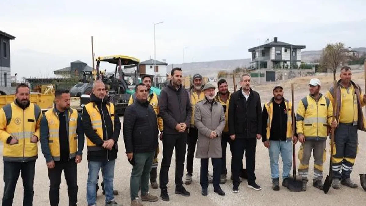 Kayseri Kocasinan'dan tam gaz asfalt mesaisi