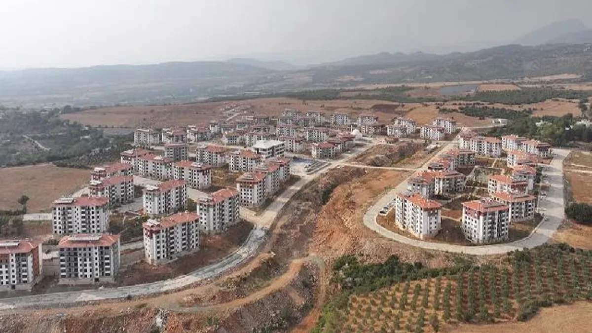 Osmaniye'den 'Murat Kurum Bey Mahallesi' kararı