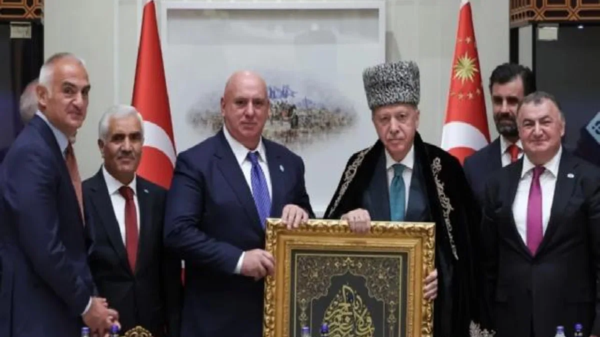 Cumhurbaşkanı Erdoğan, Ahıska Türkleri'ni ağırladı