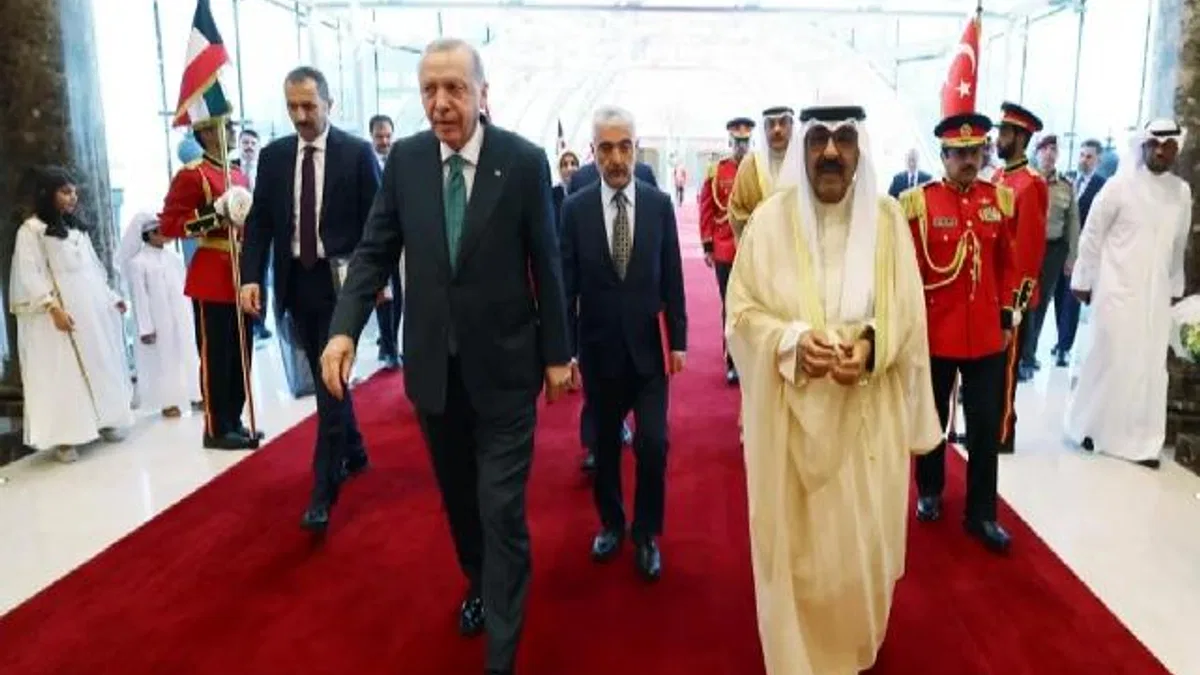 Cumhurbaşkanı Erdoğan, Körfez turunun ilk durağı Kuveyt’te! Kuveyt'le 4 anlaşma imzalandı