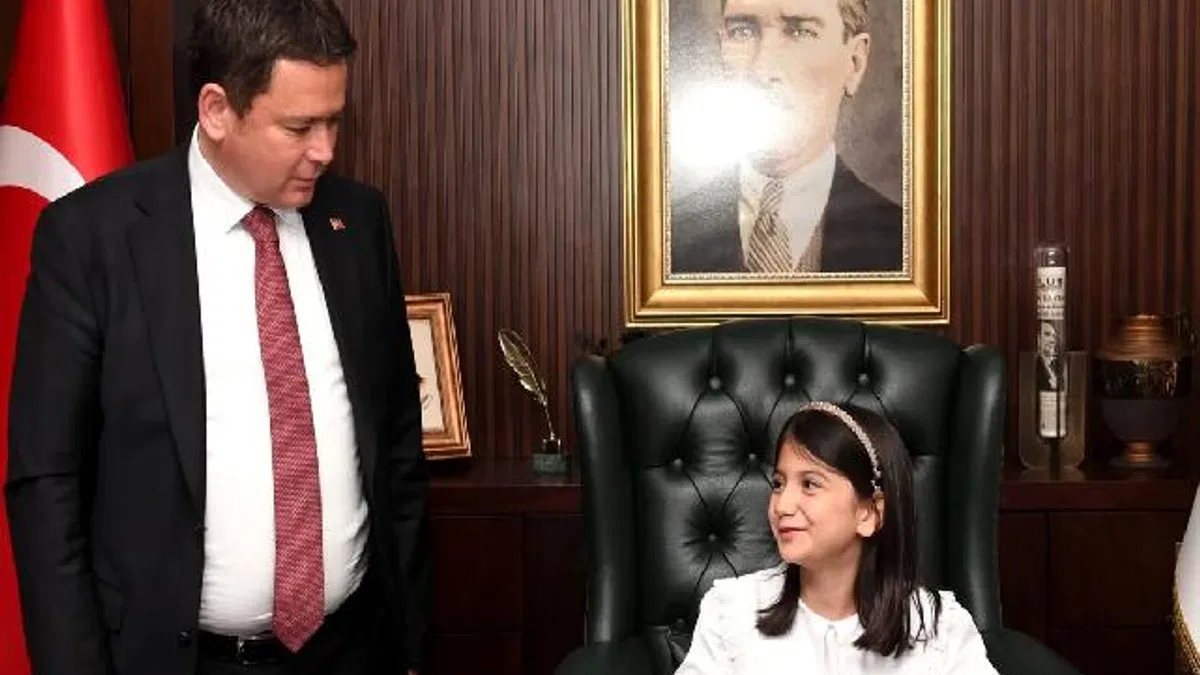 Bursa Osmangazi'de geleceğin başkanları koltuğa oturdu