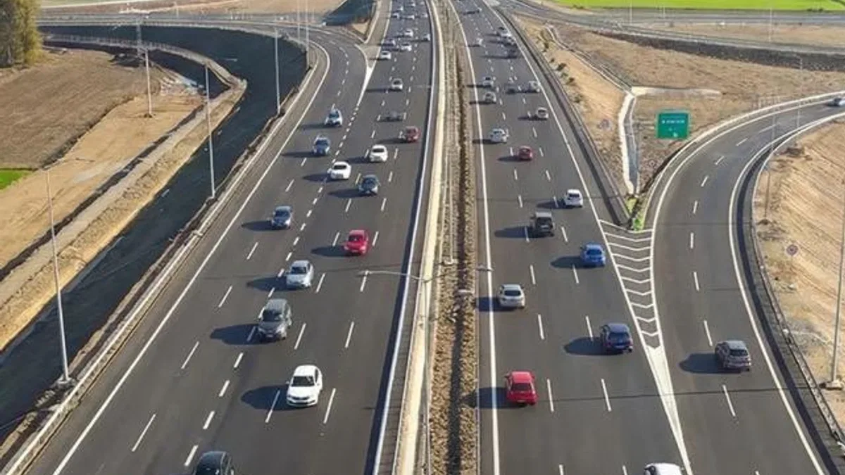Aydın–Denizli Otoyolu’nda bayram rekoru... Günlük araç geçişi 22 bini aştı