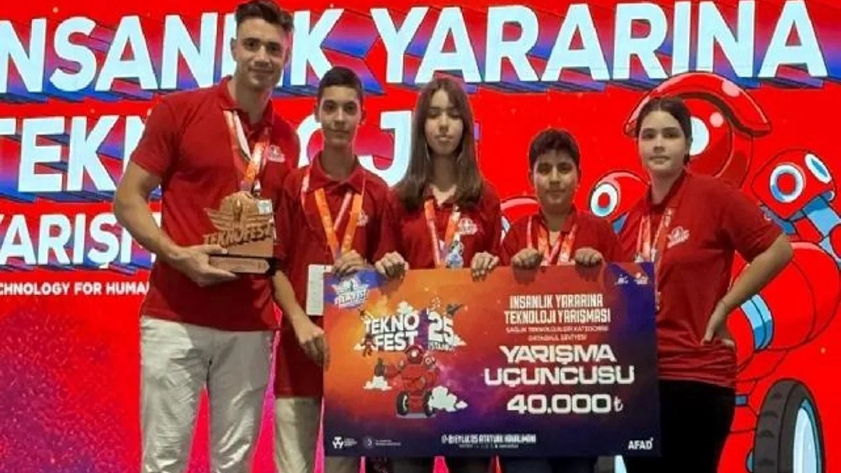 İzmirli öğrencilerden TEKNOFEST’te büyük başarı