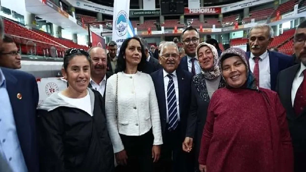 Kayseri Büyükşehir muhtarları ağırladı