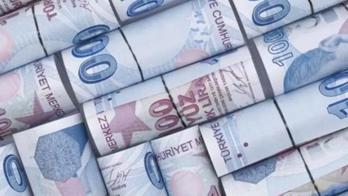 Türkiye ekonomisinde net finansal açık azaldı