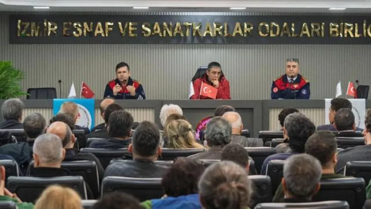 Yangın güvenliğinde yeni dönem İzmir'de konuşuldu