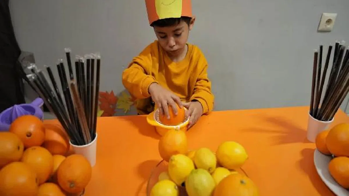 Ankara'da miniklerden renkli 'C Vitamini' etkinliği