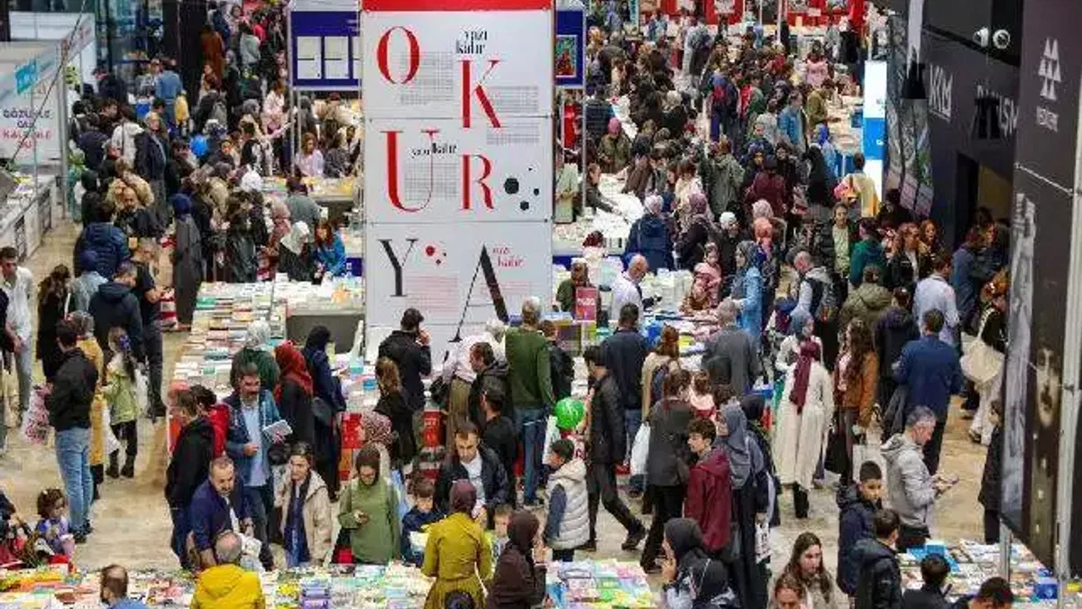 Kocaeli Kitap Fuarı rekorunu kırdı! 9 günde 1 milyon 48 bin 526 ziyaretçi ağırladı
