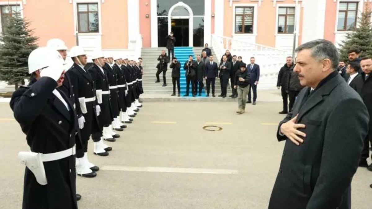İçişleri Bakanı Mustafa Çiftçi dadaşlar diyarında... İlk bayramlaşmasını yaptı